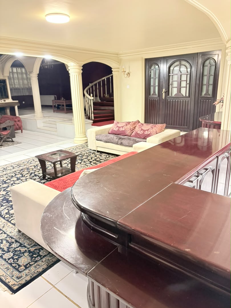 باغ ویلای فرمانیه - نمونه کار 3 - تالار و مکان در کرج